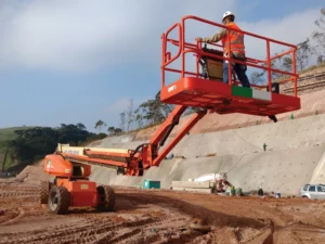 Locação de Plataformas Elevatórias em Araçoiaba da Serra